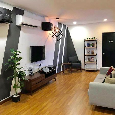 W Boutique 10Pax With Family Karaoke Apartment Ipoh Exterior photo